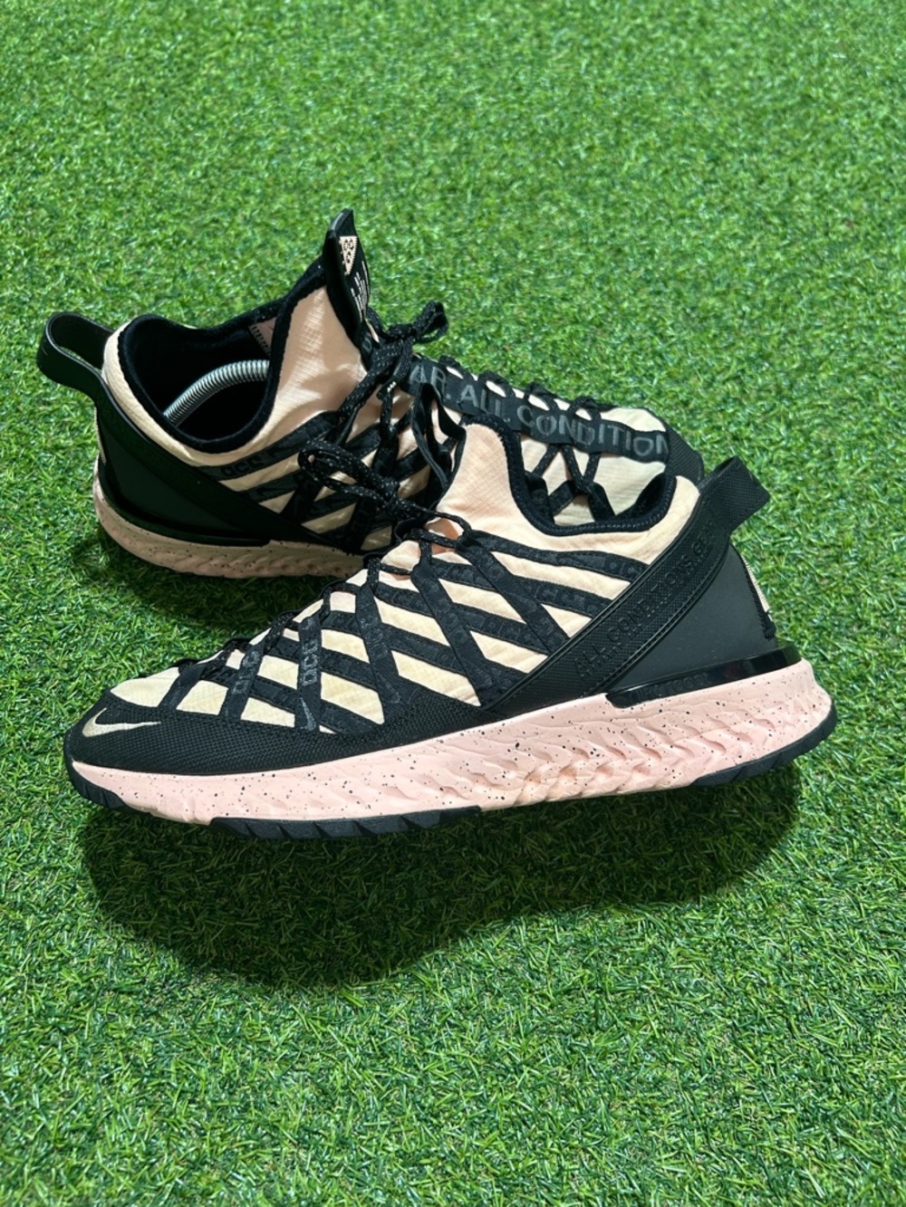 Men’s Nike ACG Sneakers